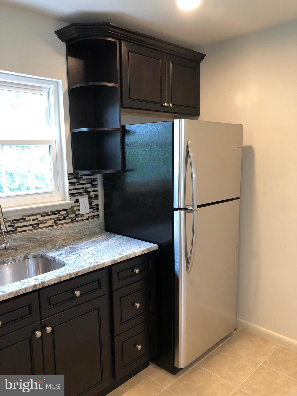 1205 Redcliffe Road Baltimore, MD 21228 - Photo 3 of 41