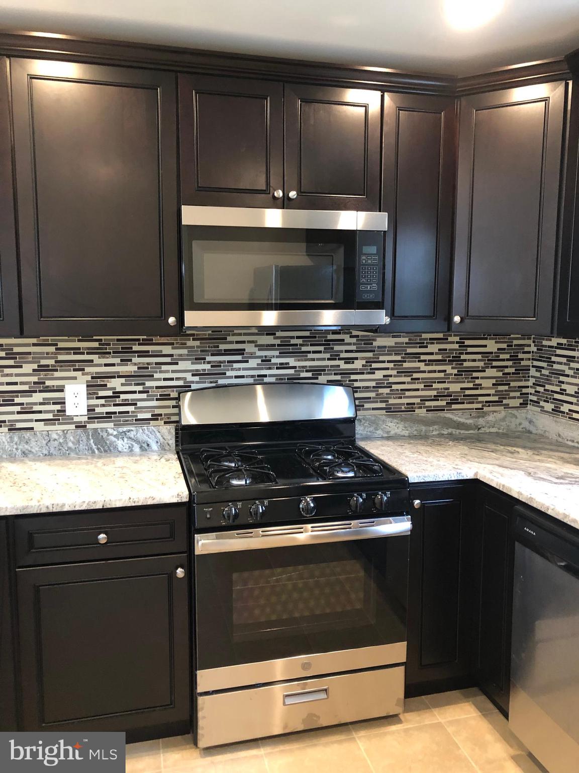 1205 Redcliffe Road Baltimore, MD 21228 - Photo 5 of 41