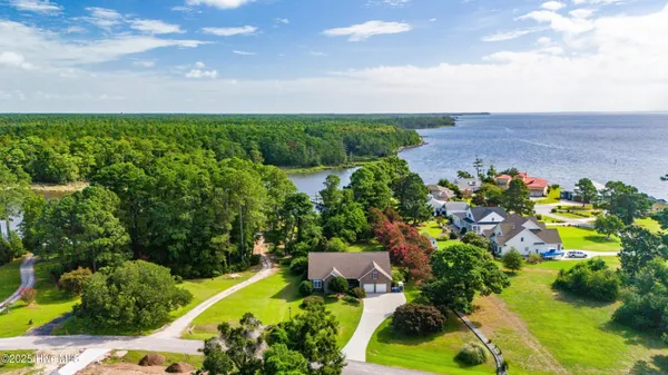 $599,000 | 5529 Sandpiper Drive, Oriental, NC 28571