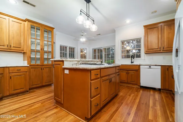 $599,000 | 5529 Sandpiper Drive, Oriental, NC 28571