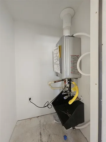 $1,699 | 2304 Blizzard Drive, Lockhart, TX 78644