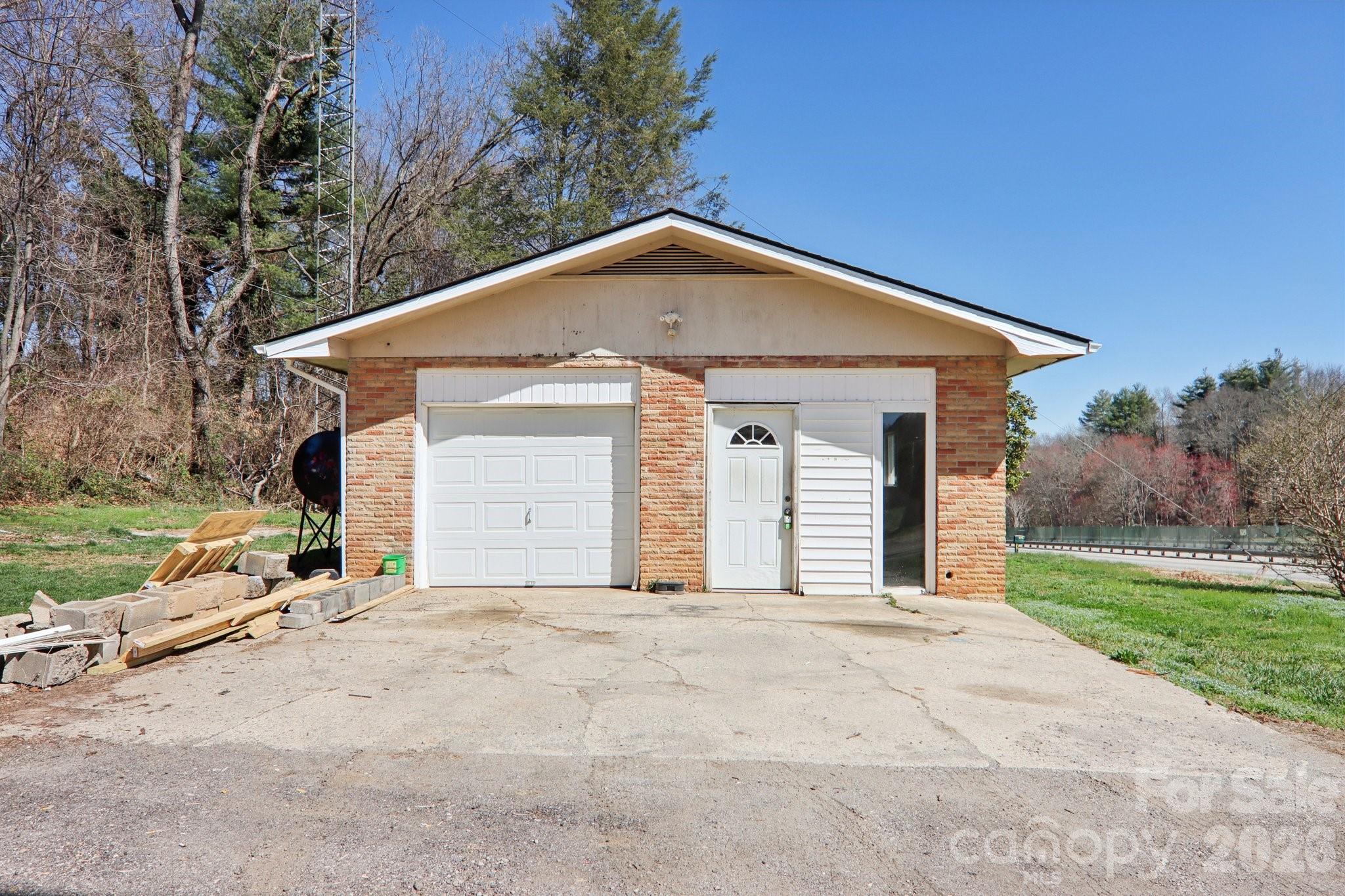 541 Paragon Parkway Clyde, NC 28721 - Photo 27 of 45