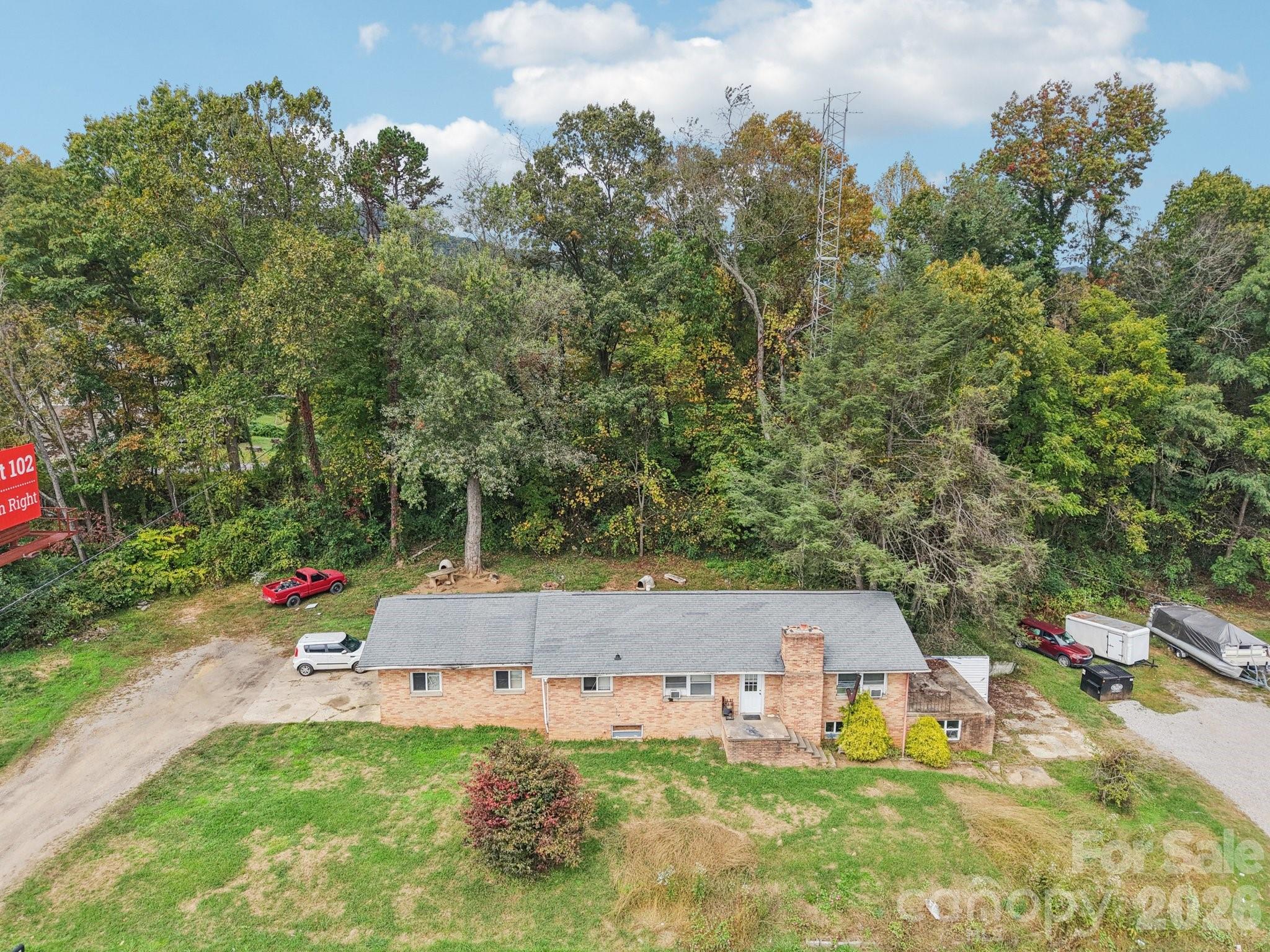 541 Paragon Parkway Clyde, NC 28721 - Photo 3 of 45