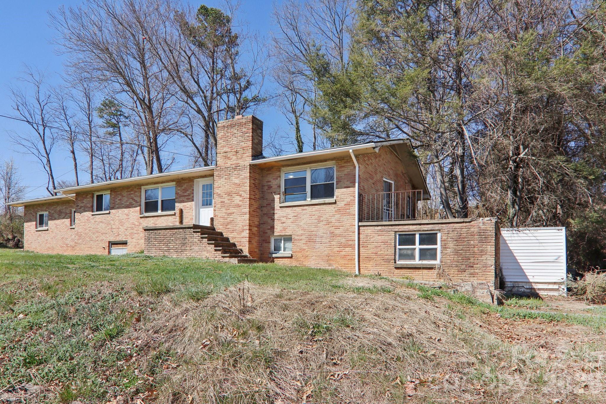 541 Paragon Parkway Clyde, NC 28721 - Photo 38 of 45