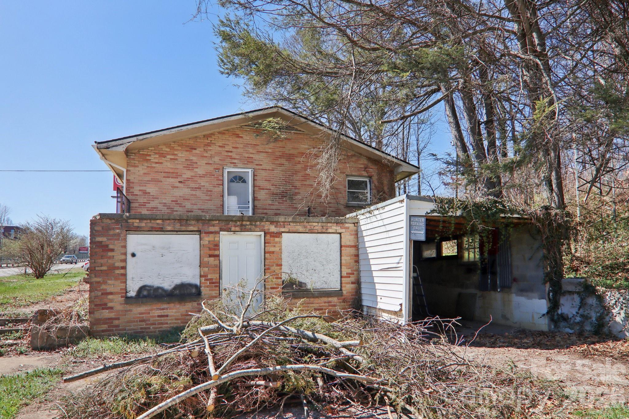541 Paragon Parkway Clyde, NC 28721 - Photo 39 of 45