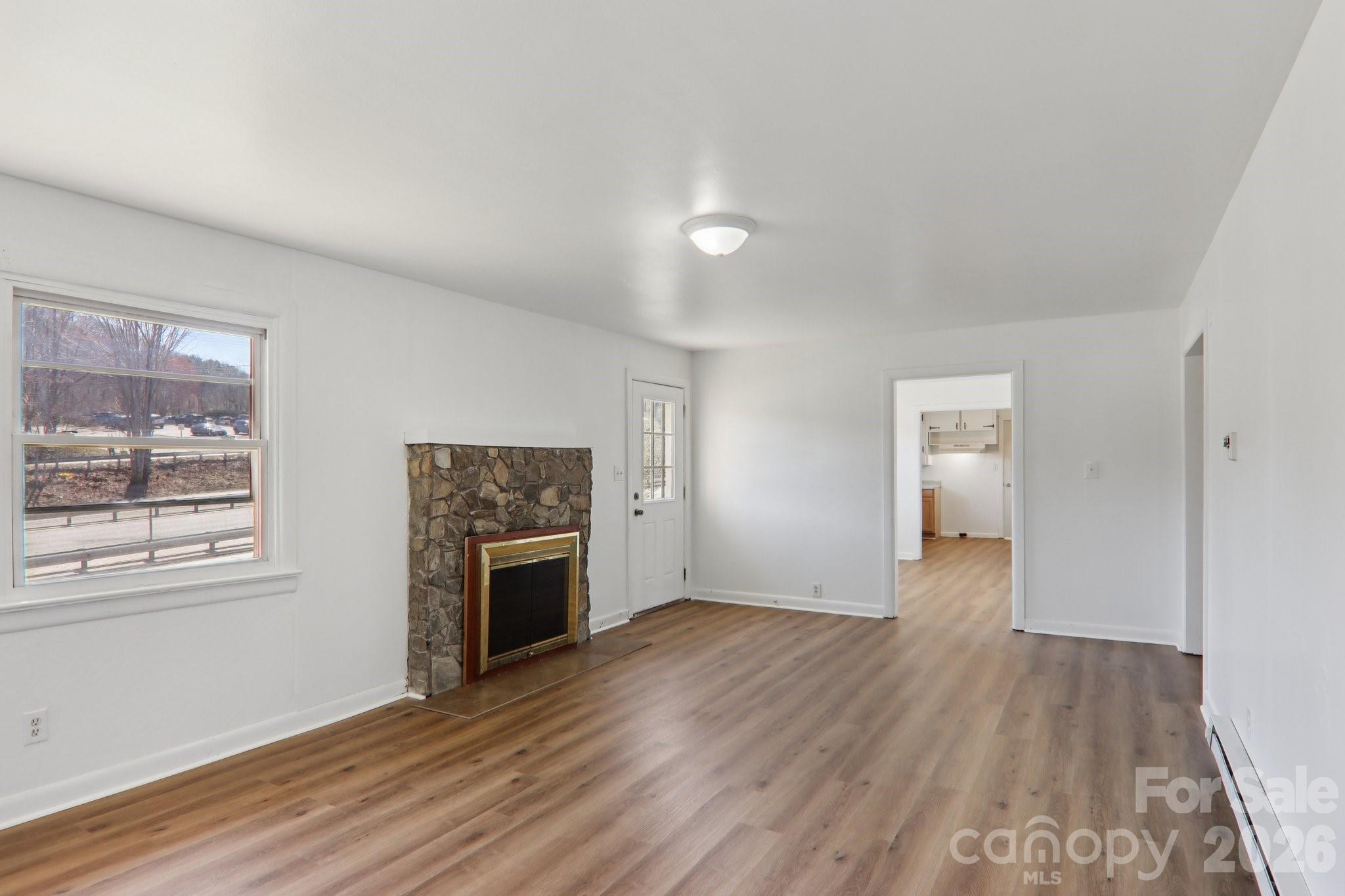 541 Paragon Parkway Clyde, NC 28721 - Photo 6 of 45