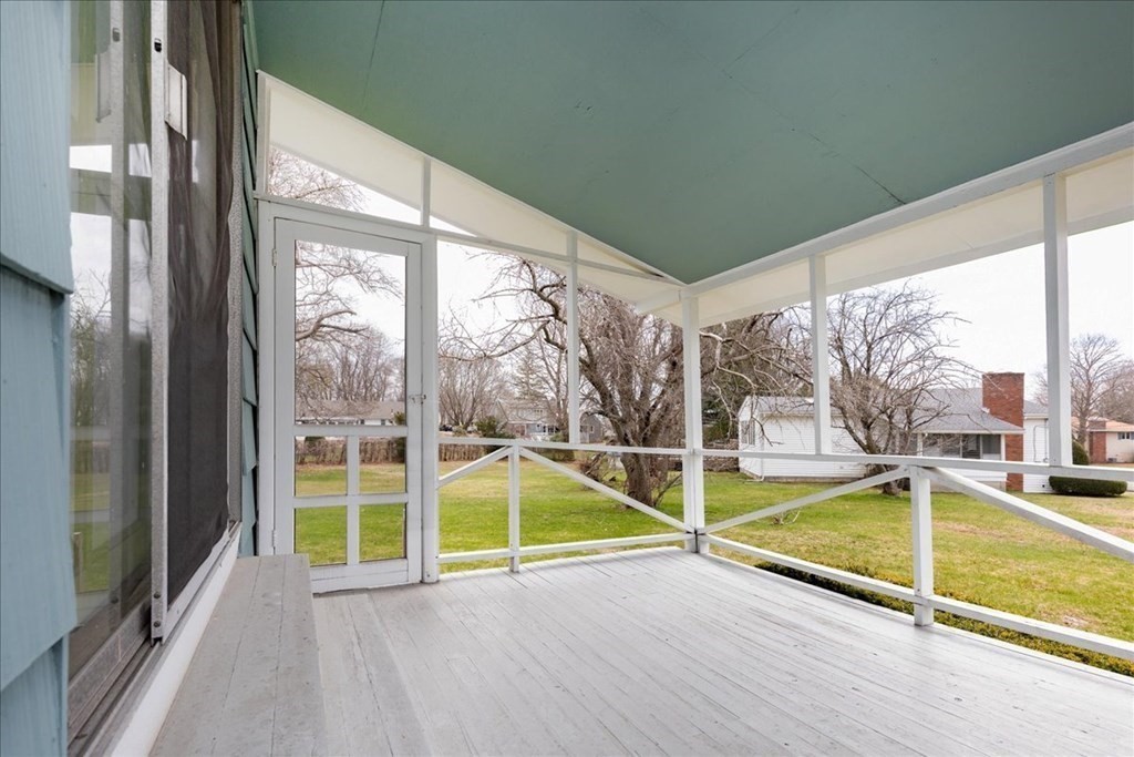 8 Longstreet Road Peabody, MA 01960 - Photo 28 of 32 Gallery Image 28
