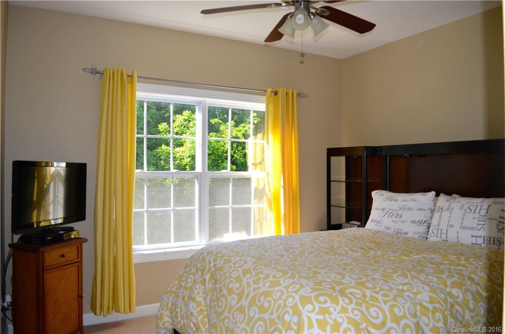 1506 Copperplate Road Charlotte, NC 28262 - Photo 11 of 23 Gallery Image 11