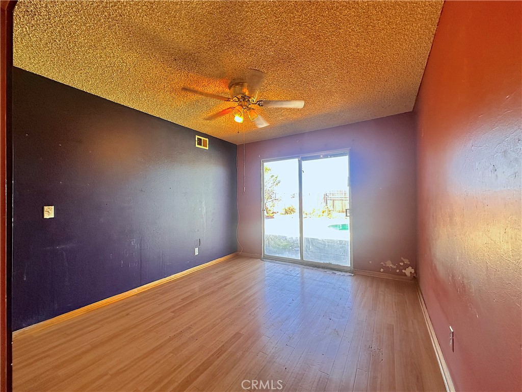 19863 Drasin Drive Canyon Country, CA 91351 - Photo 22 of 28