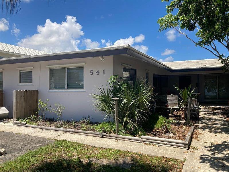 541 Northeast 43rd Street, Unit 1 Boca Raton, FL 33431 - Photo 3 of 3 3