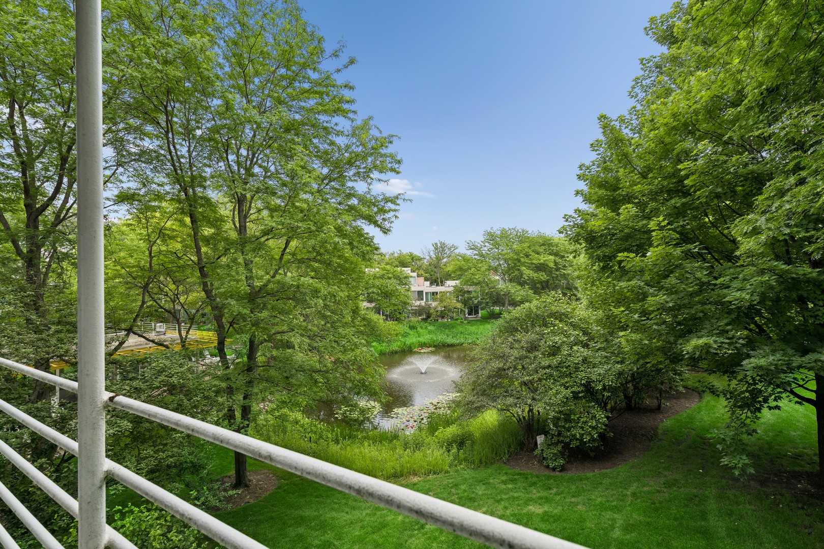 2555 Gross Point Road, Unit 205 Evanston, IL 60201 - Photo 14 of 22