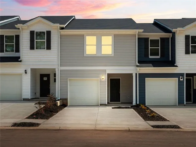 $219,900 | 831 Ernest Lane, Lyman, SC 29365