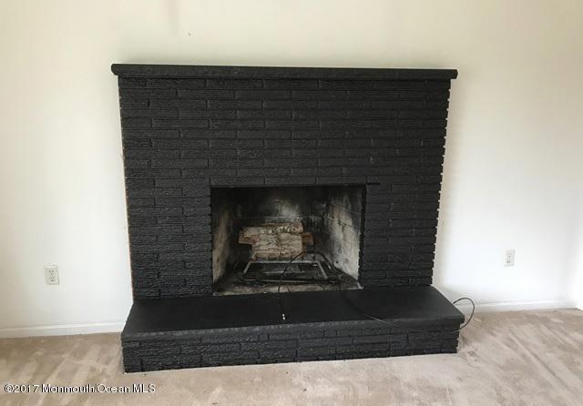 48 Whitesville Road Jackson, NJ 08527 - Photo 2 of 14 IMG_24004