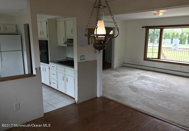 48 Whitesville Road Jackson, NJ 08527 - Photo 4 of 14 IMG_24006