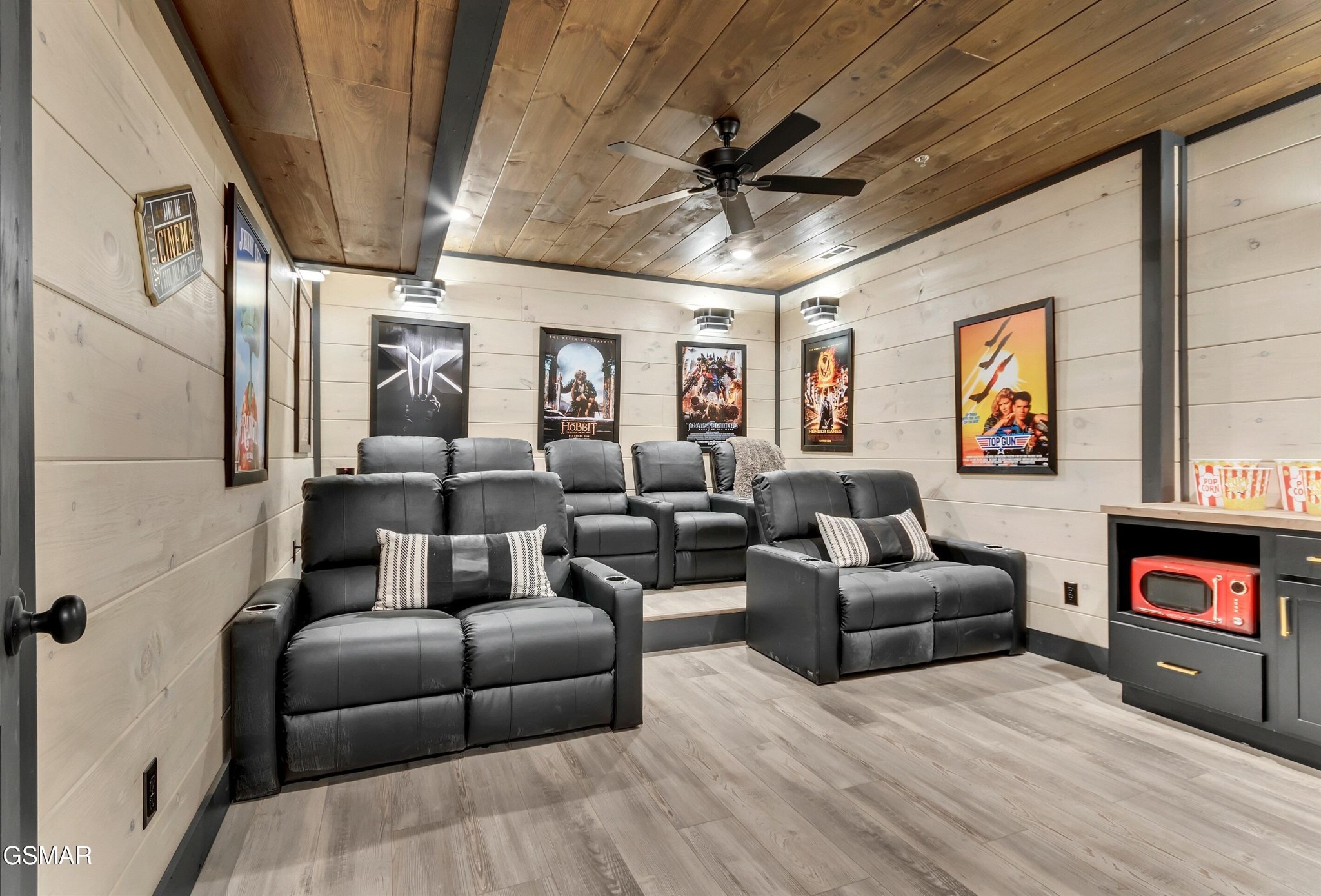 256 Rambling Creek Way Sevierville, TN 37862 - Photo 4 of 72 Gallery Image 4