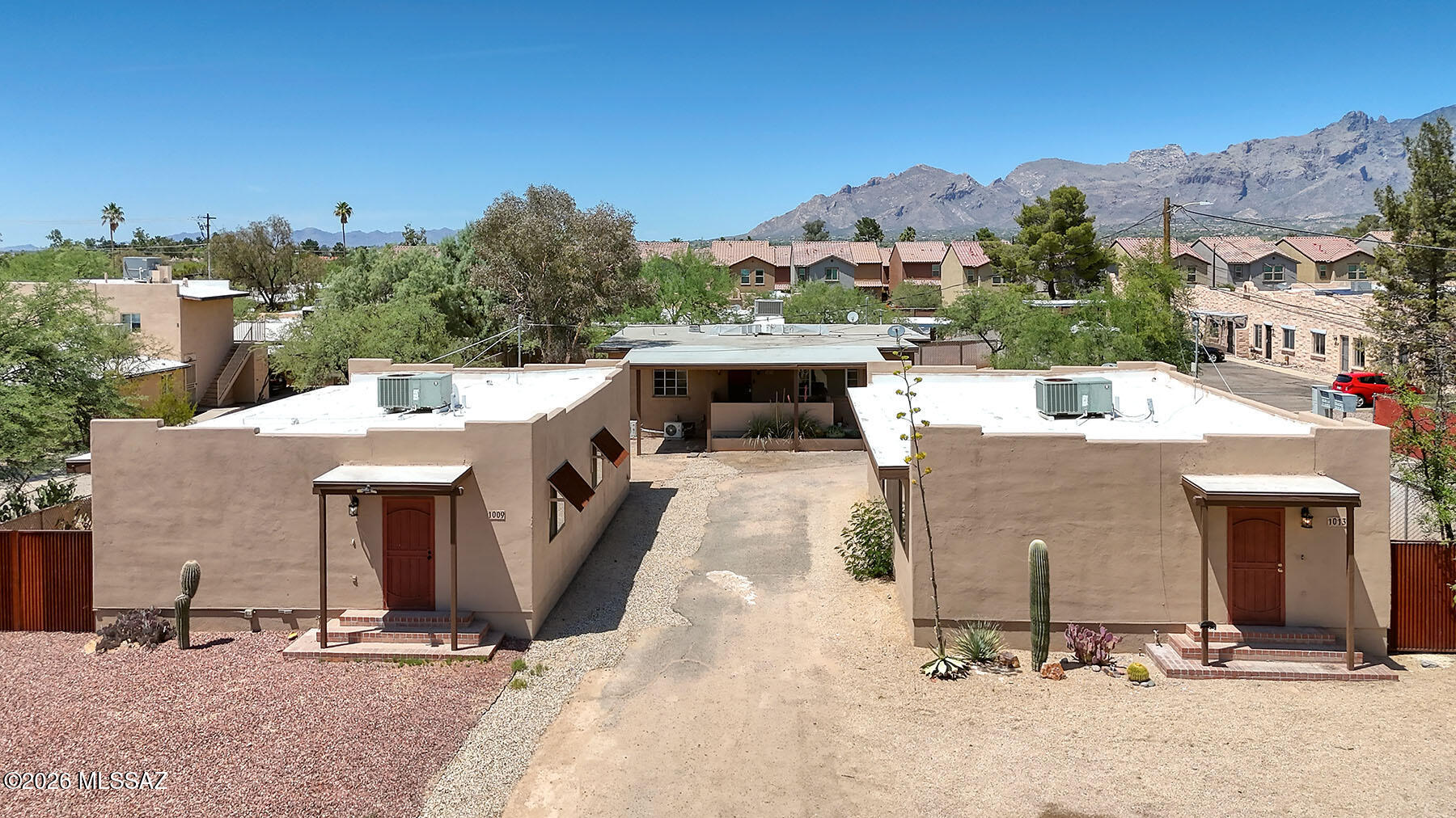 1009 East Halcyon Road Tucson, AZ 85719 - Photo 2 of 48 DJI_20260521134731_0638_DA