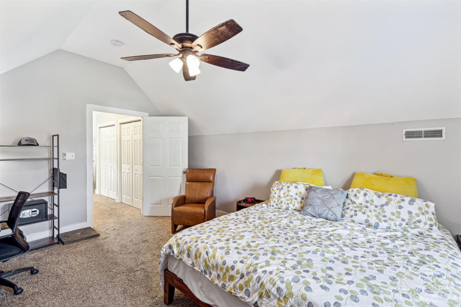 508 Anderson Ferry Road Cincinnati, OH 45238 - Photo 21 of 35