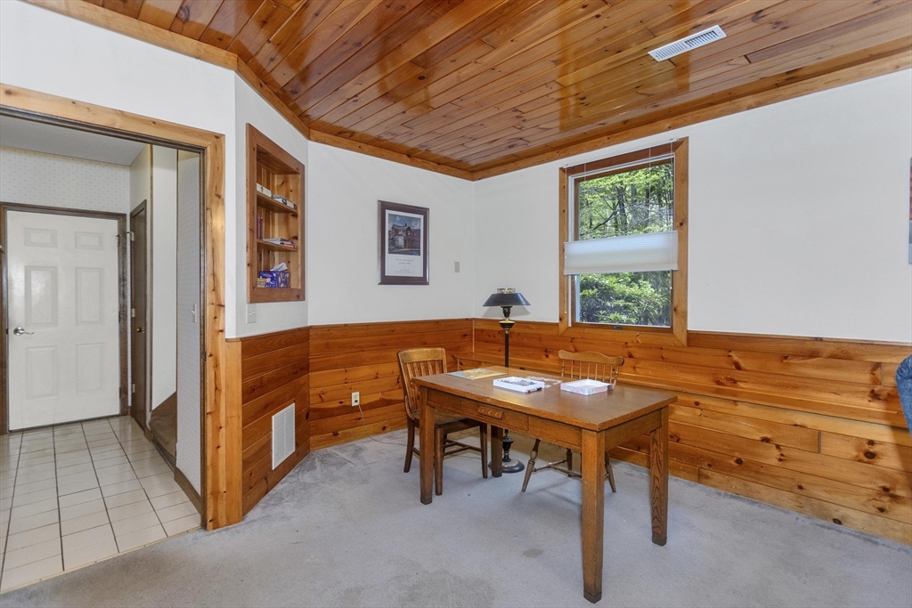44 Westhampton Road Northampton, MA 01062 - Photo 36 of 42
