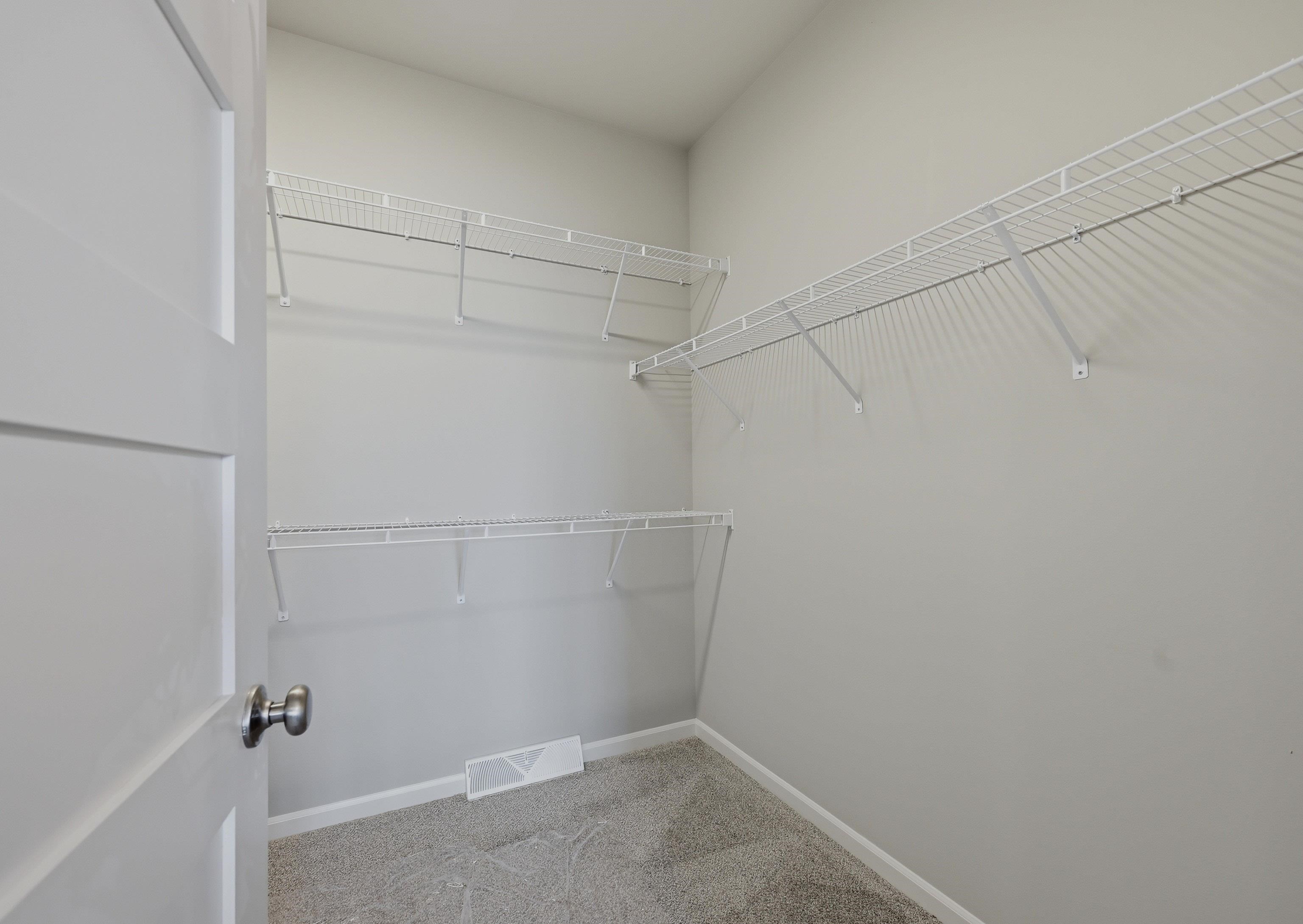 2038 Leopold Way Sun Prairie, WI 53590 - Photo 12 of 18