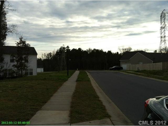 6812 Sunman Road Charlotte, NC 28216 - Photo 8 of 8 Gallery Image 8