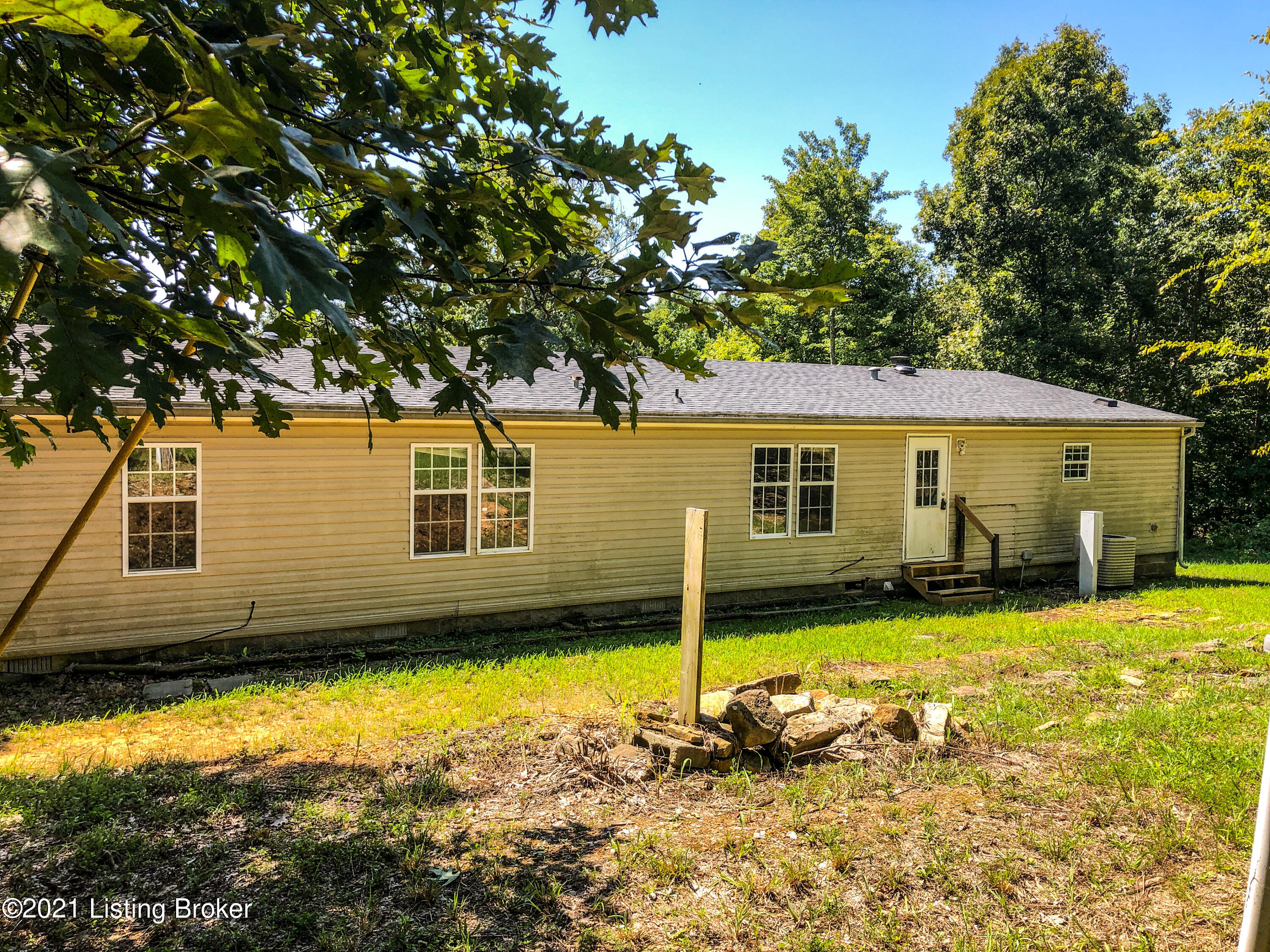 601 Ready Road Caneyville, KY 42721 - Photo 3 of 16 7CECD739-BEC0-4F83-9EE6-C747F16B6FC8