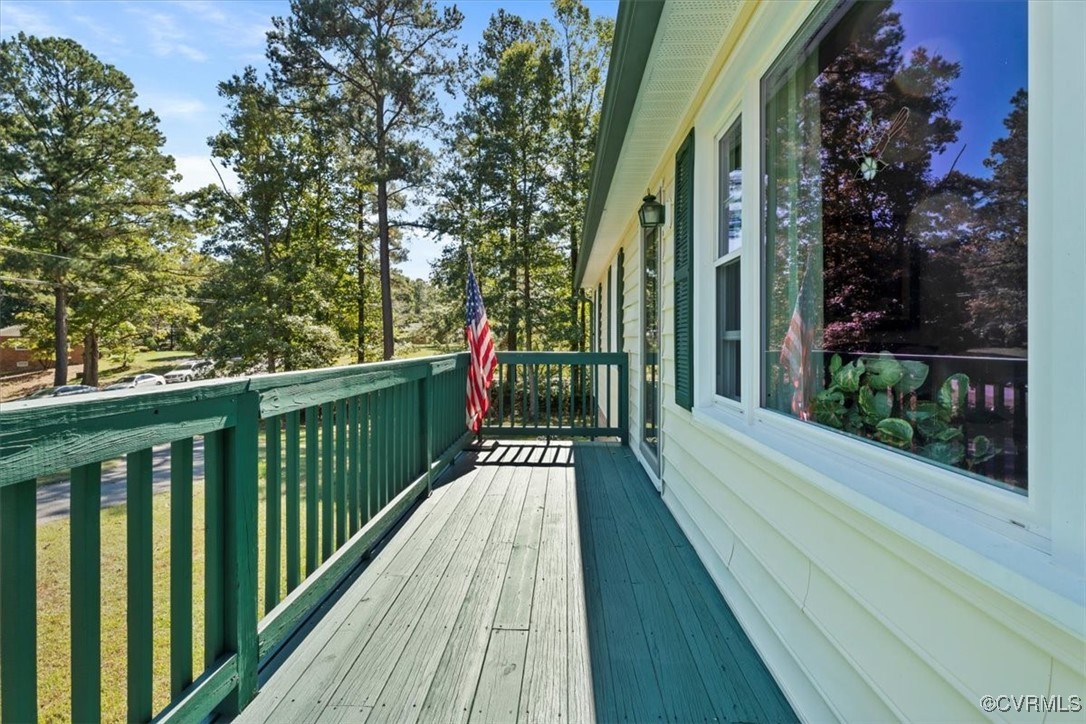 10459 Rockingham Road Mechanicsville, VA 23116 - Photo 7 of 48 View of wooden terrace
