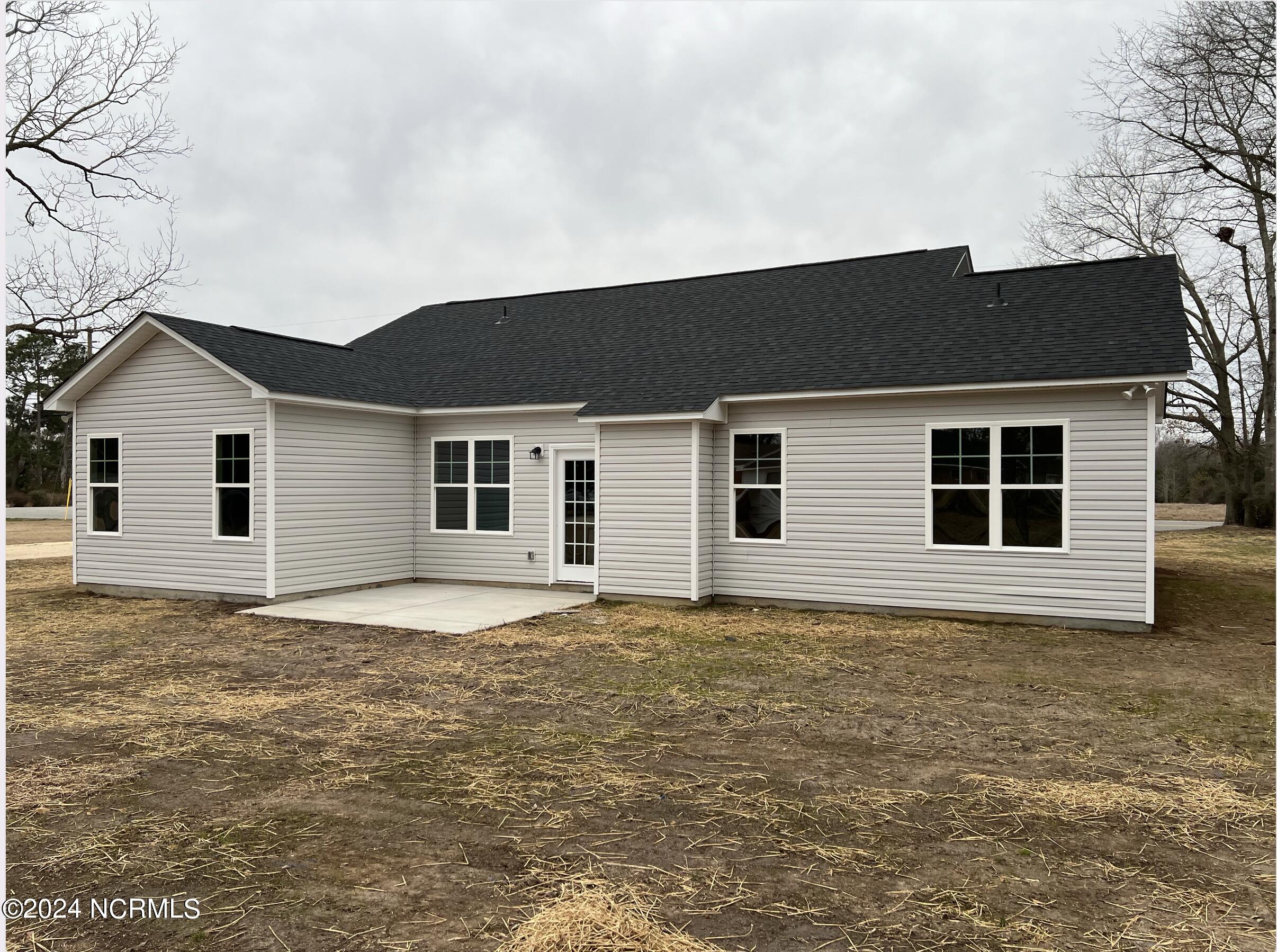 1104 Raleigh Road Clinton, NC 28328 - Photo 17 of 28 Screen Shot 2024-02-12 at 1.03.58 PM