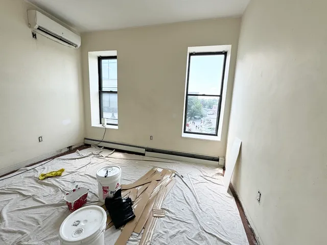 $4,350 | 13 Ruggles Street, Unit 3, Boston, MA 02119