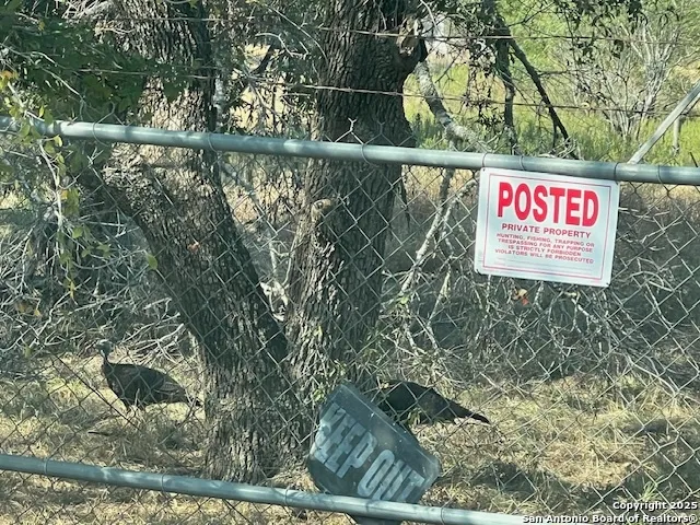 $235,000 | 606 County Road 222, Nixon, TX 78140