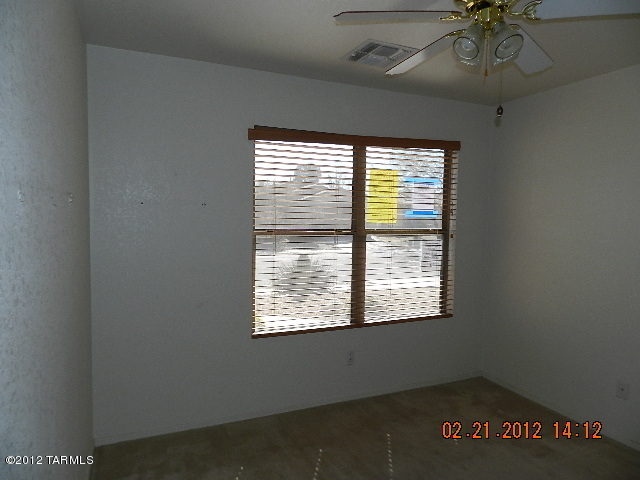 7847 East Rooner Drive Tucson, AZ 85730 - Photo 12 of 19