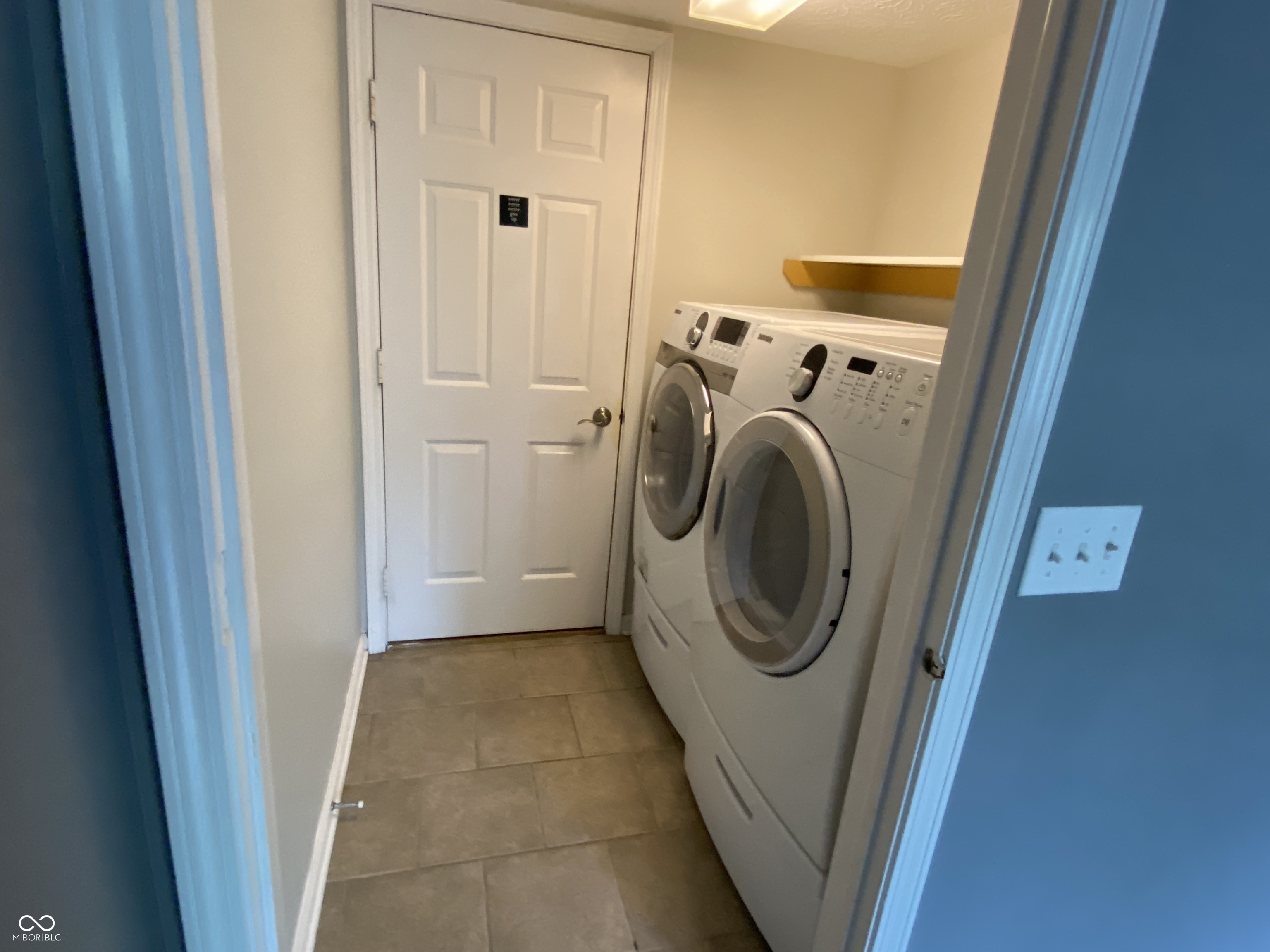 8520 Hoff Court Indianapolis, IN 46256 - Photo 13 of 17