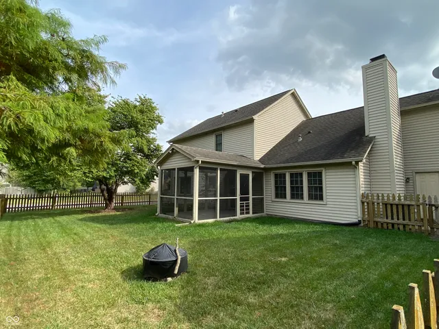 $318,000 | 8520 Hoff Court, Indianapolis, IN 46256