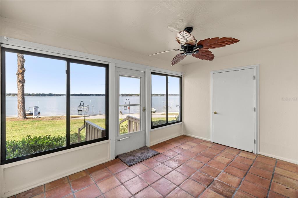 11001 Southeast Sunset Harbor Road, Unit B14 Summerfield, FL 34491 - Photo 9 of 32 Gallery Image 9