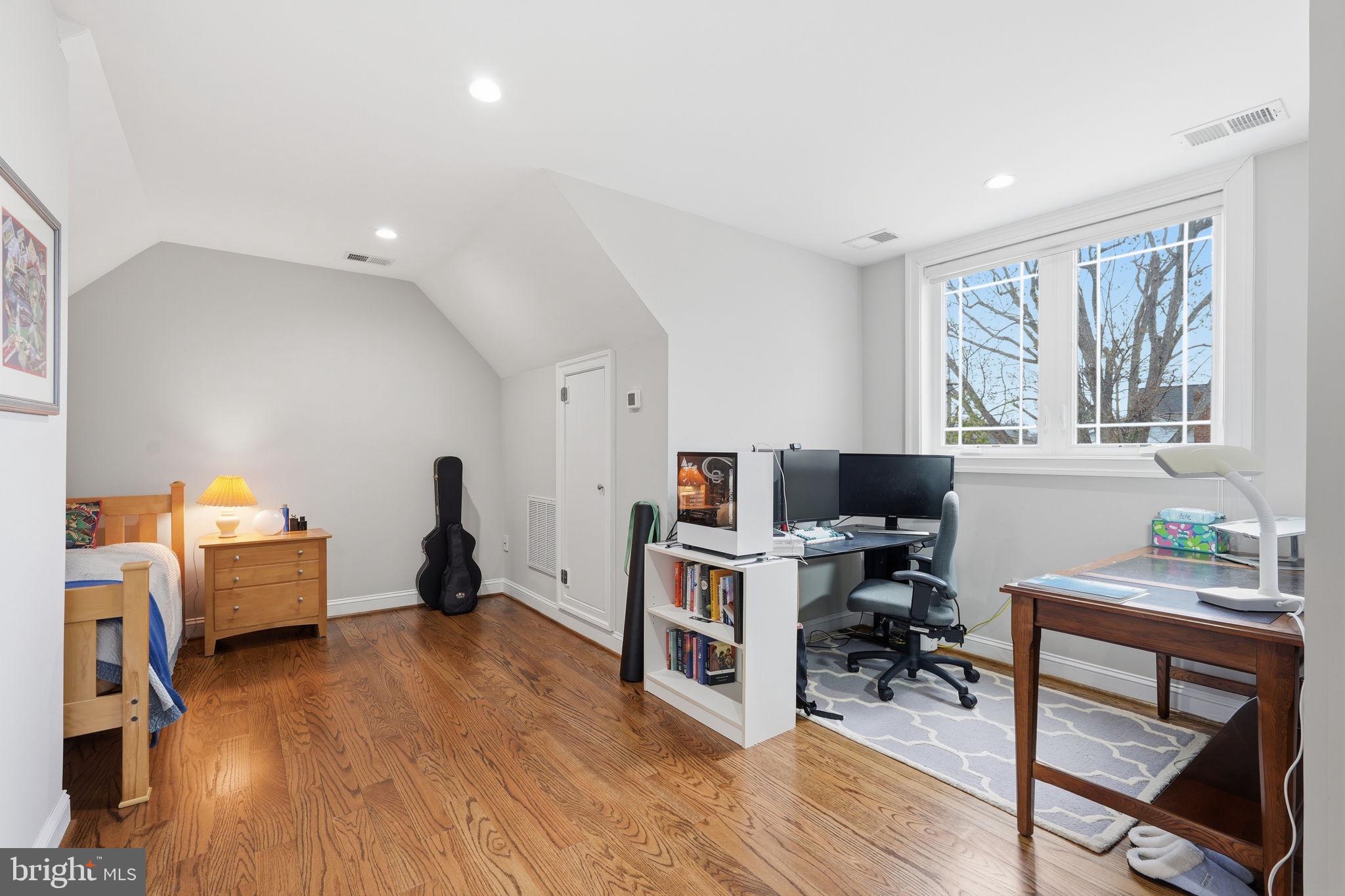 2525 Flint Hill Road Vienna, VA 22181 - Photo 41 of 66