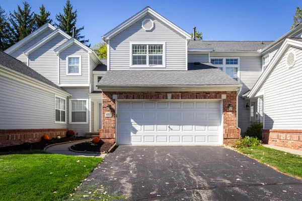 $319,900 | 1093 Fairways Boulevard, Troy, MI 48085