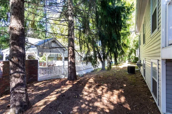 $319,900 | 1093 Fairways Boulevard, Troy, MI 48085