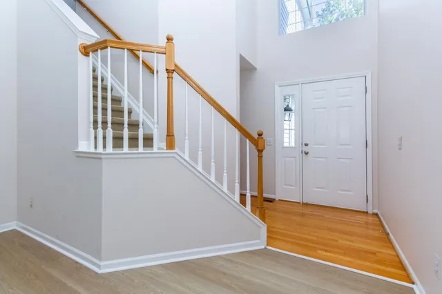 $339,900 | 1093 Fairways Boulevard, Troy, MI 48085