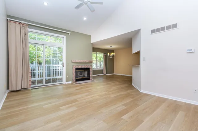 $339,900 | 1093 Fairways Boulevard, Troy, MI 48085