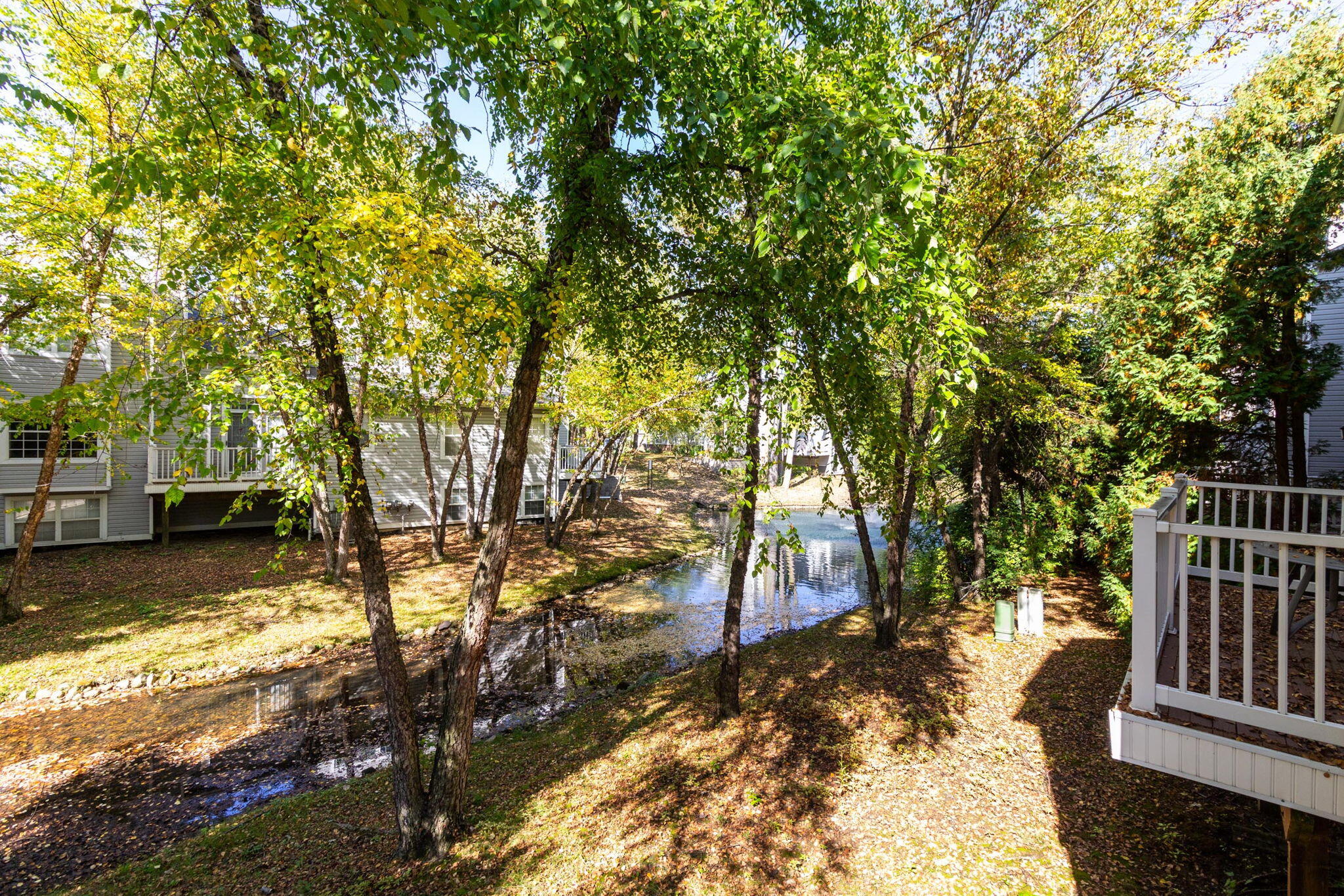 1093 Fairways Boulevard Troy, MI 48085 - Photo 8 of 35 Deck view