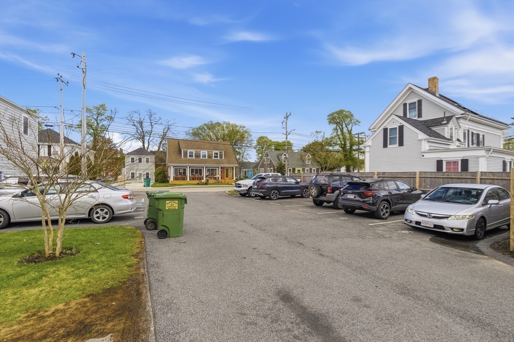 39 Pearl Street Barnstable, MA 02601 - Photo 19 of 34