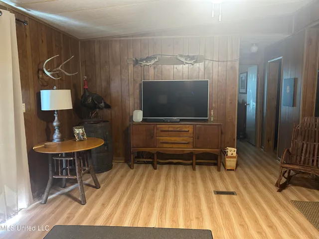 $215,000 | 1873 Highway 600, Jonesville, LA 71343