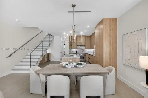 $1,475,000 | 912 Southeast 13th Street, Fort Lauderdale, FL 33316