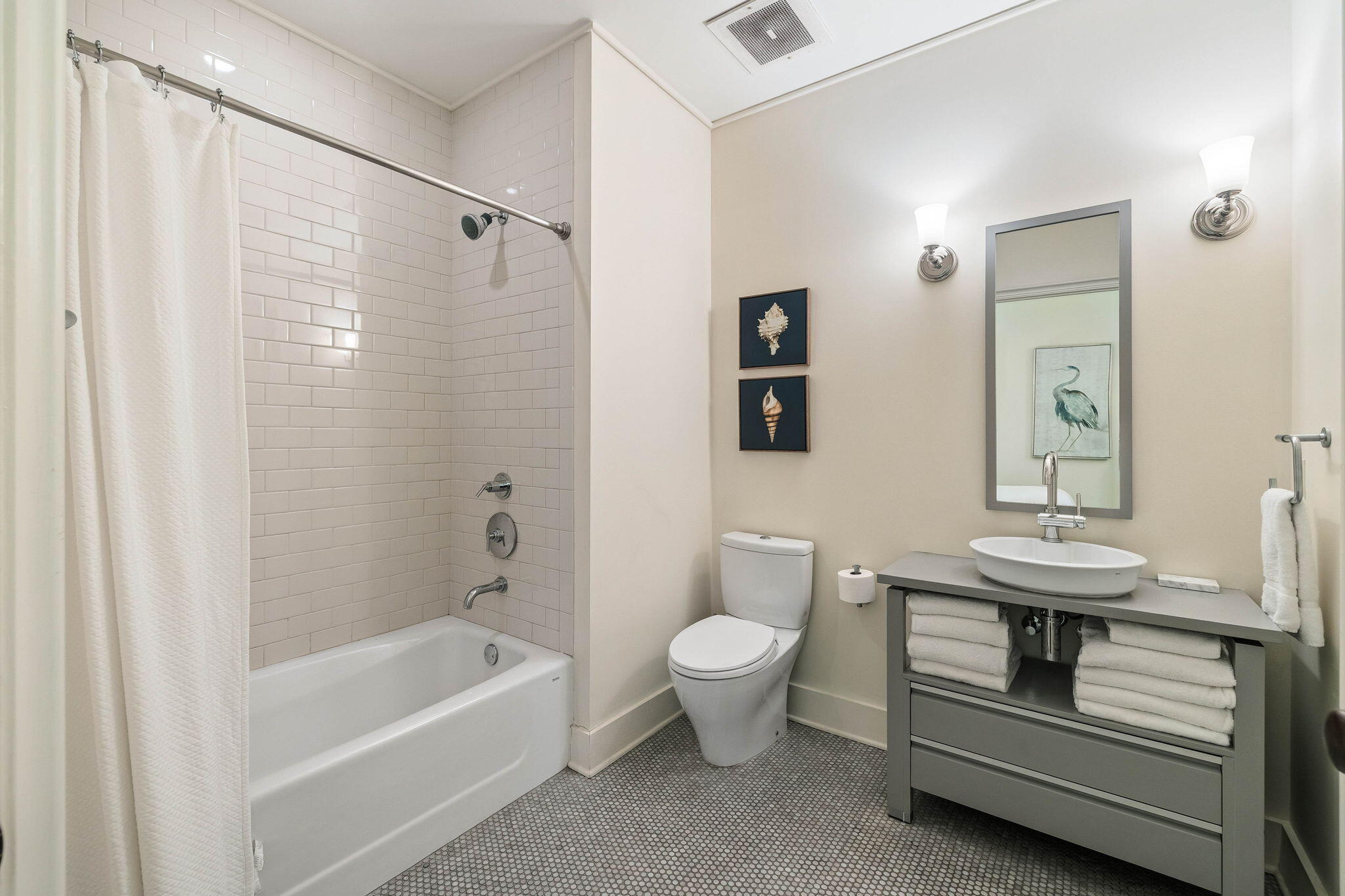78 North Barrett Square, Unit 11 Inlet Beach, FL 32461 - Photo 15 of 26 Second Bath