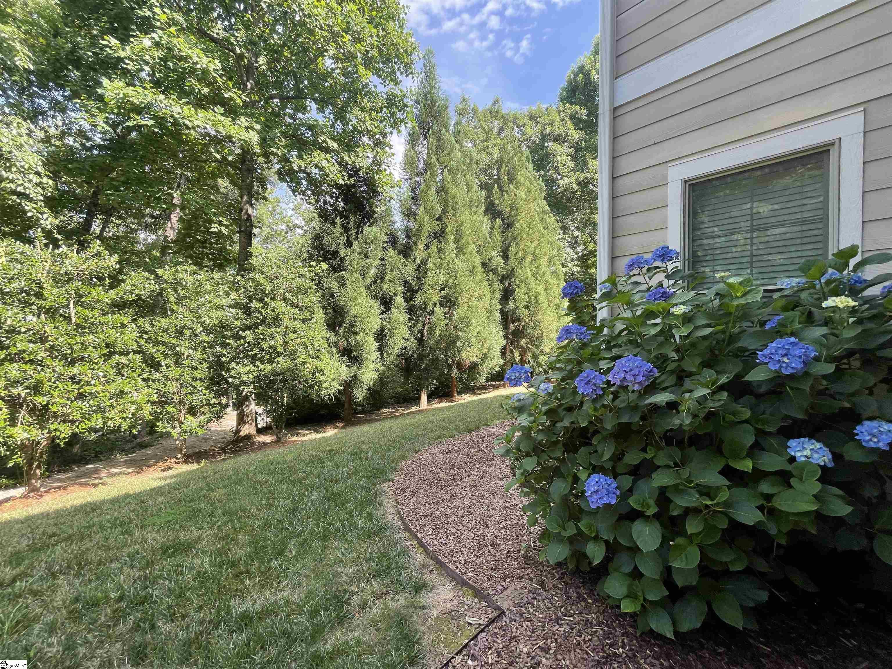 1478 Altamont Road Greenville, SC 29609 - Photo 3 of 36