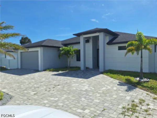 $399,000 | 404 Chiquita Boulevard North, Cape Coral, FL 33993