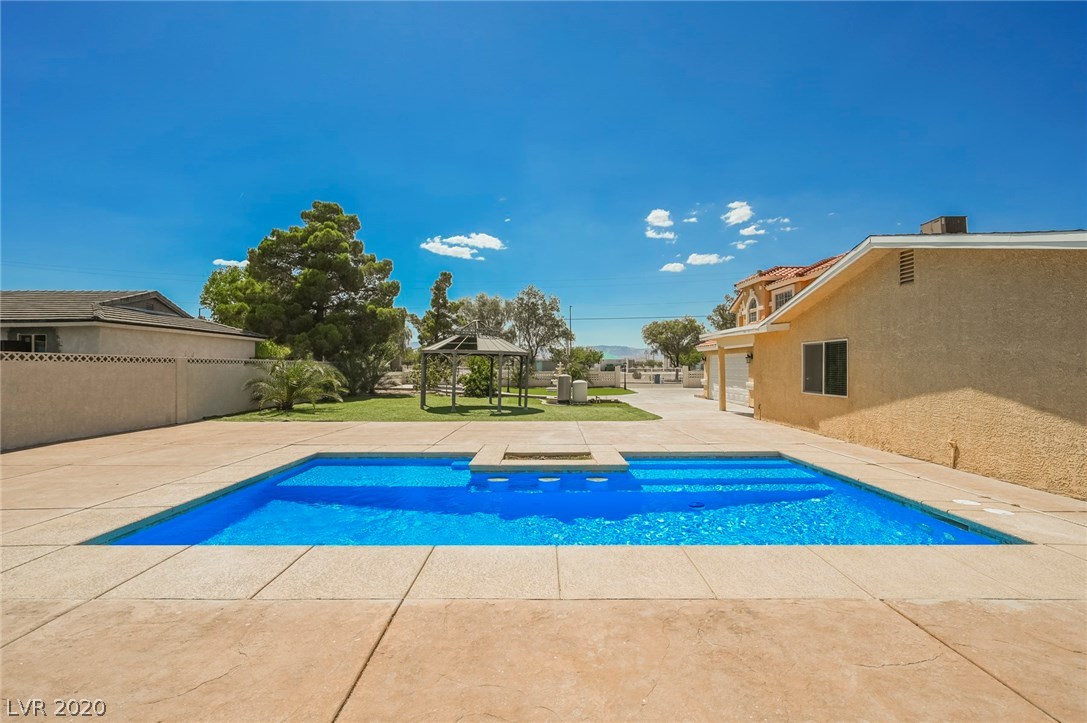 10410 Rancho Destino Road Las Vegas, NV 89183 - Photo 4 of 47 Gallery Image 4
