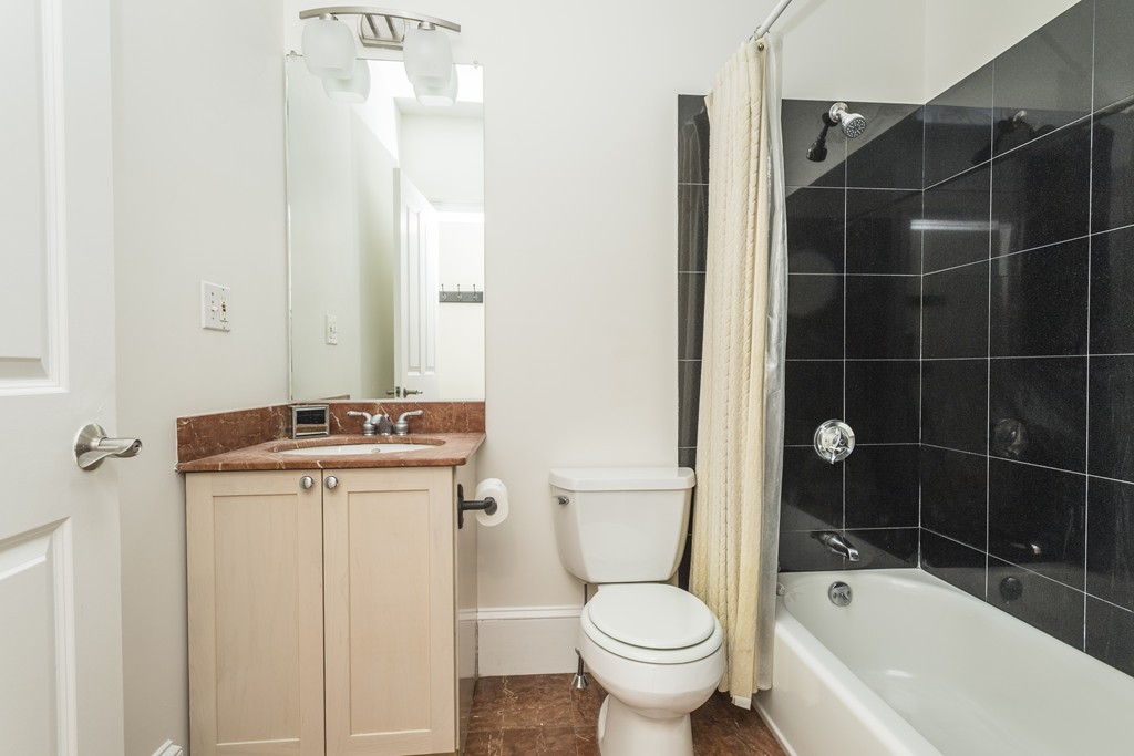 714 East 4th Street, Unit 1 Boston, MA 02127 - Photo 12 of 14
