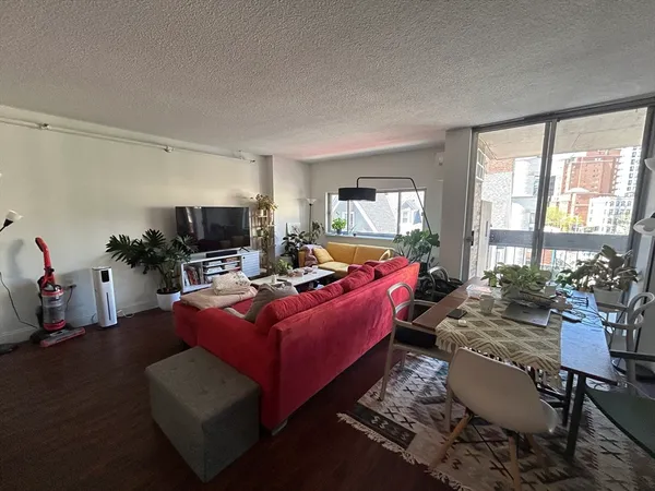 $4,000 | 872 Massachusetts Avenue, Unit 301, Cambridge, MA 02139
