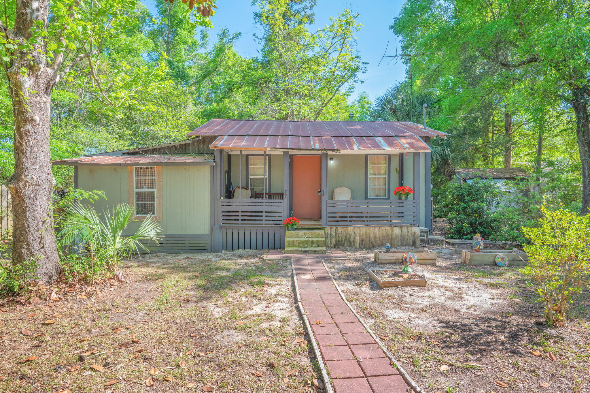 1-web-or-mls-140-macedonia-church-rd