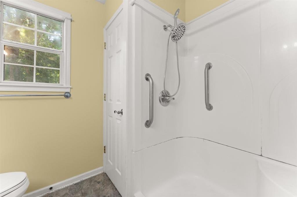 8270 Frontage Road Iowa, LA 70647 - Photo 12 of 23